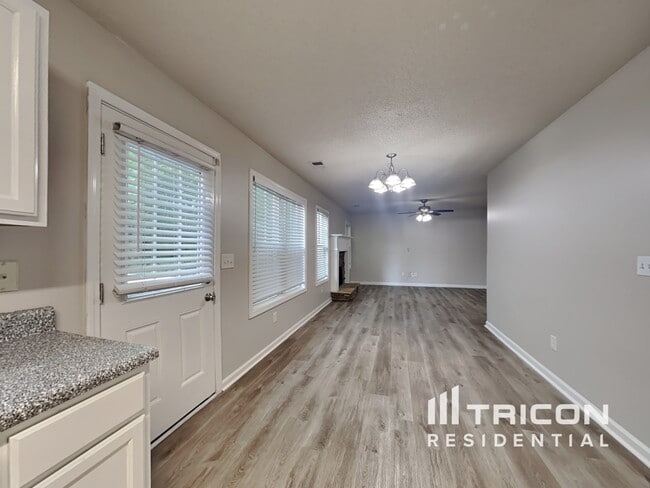 Building Photo - 286 Greystone Pkwy