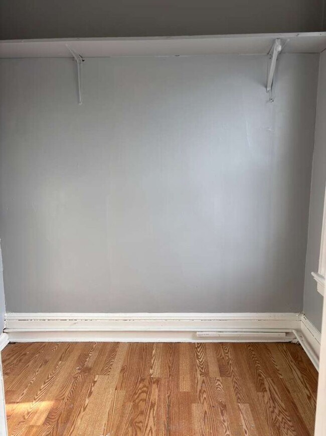 Foto del edificio - 46 Wayne Ave