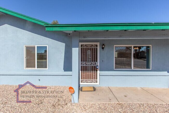 Building Photo - 9530 E Casper Cir
