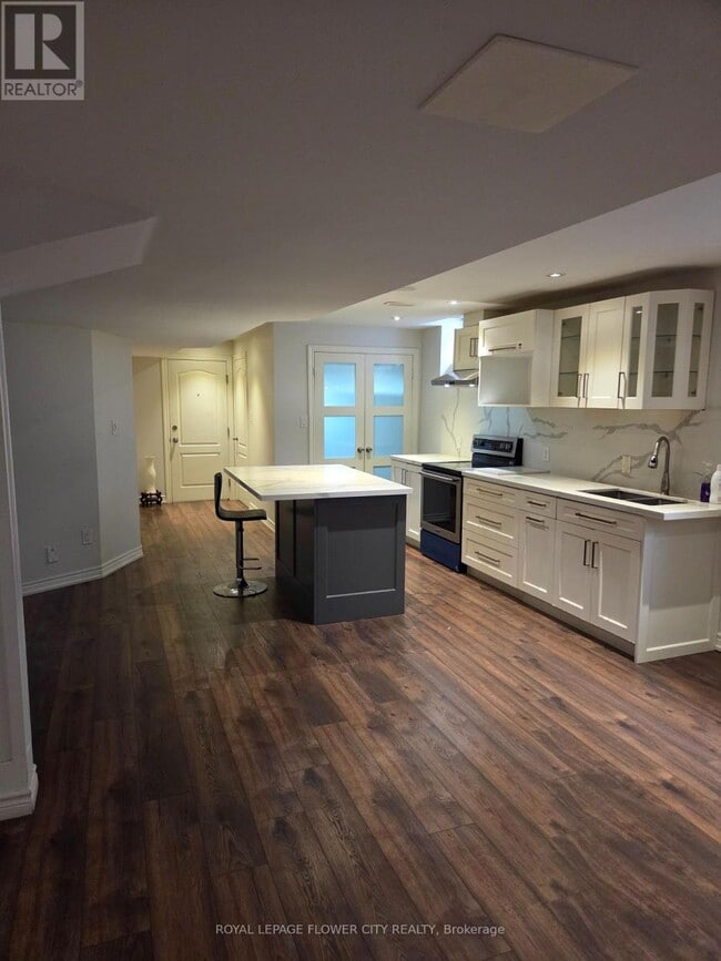 Building Photo - 207 Gardenbrooke Trail