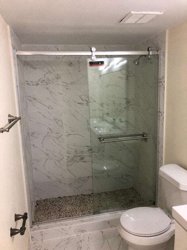 Foto del edificio - 505 S Pine Island Rd