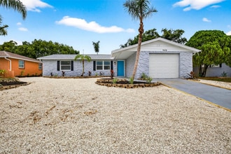 Building Photo - 7415 San Salvadore Dr