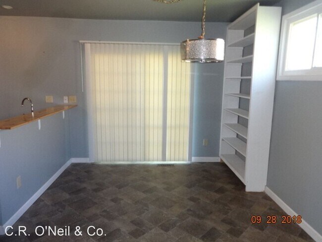 Building Photo - 2 br, 1.5 bath House - 1529 Parsons Avenue
