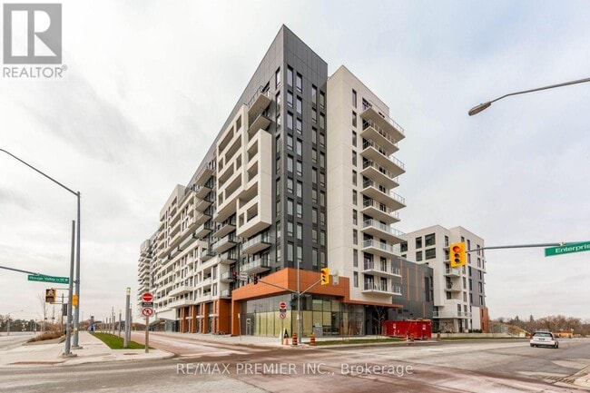Building Photo - 10 Rouge Valley Dr W