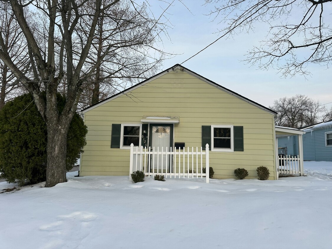 Photo - 6128 Red Bank Road