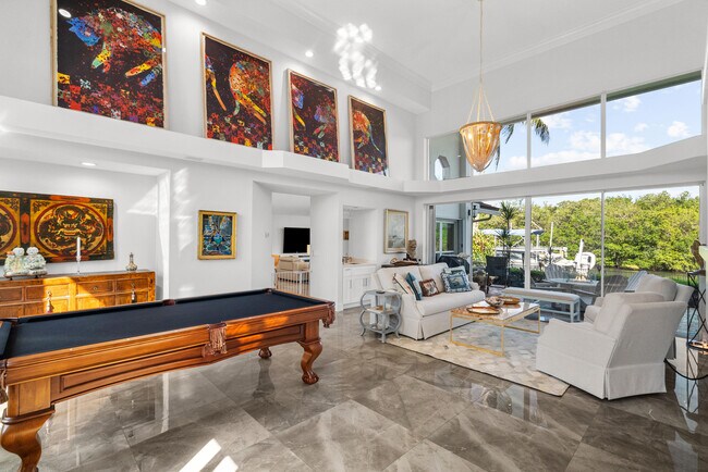 Foto del edificio - 8565 SE Palm St