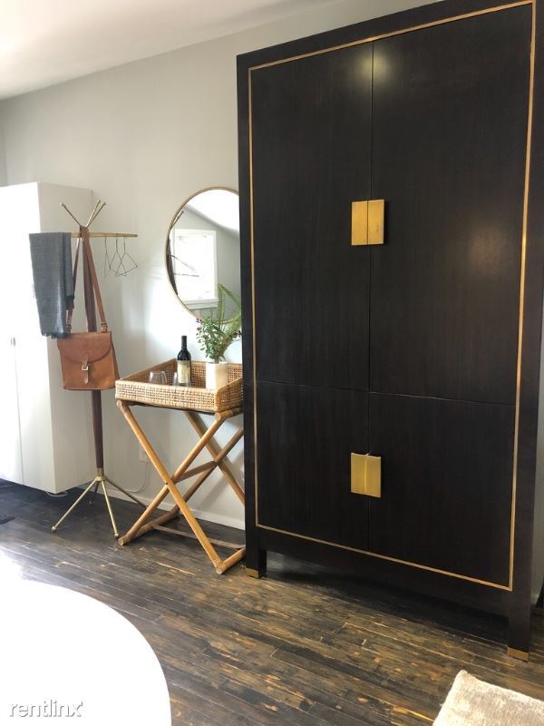 Foto del edificio - Studio, 1 bath Apartment - 582 Warwick Ave