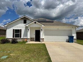 Building Photo - 917 Martin St