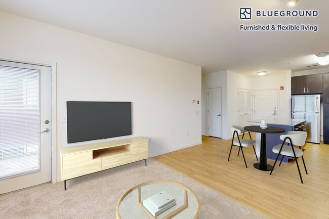 Foto del edificio - 1700 E 5th St