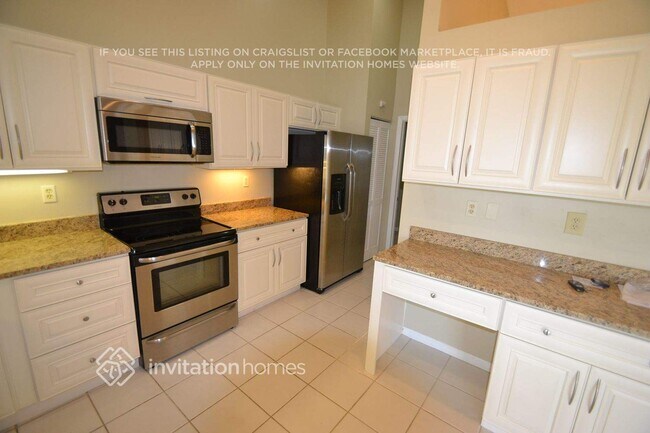 Foto del edificio - 10320 NW 48th Ct