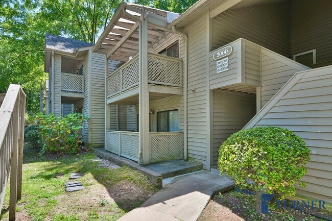 Building Photo - 3006 Village Creek Dr, Columbia, SC 29210