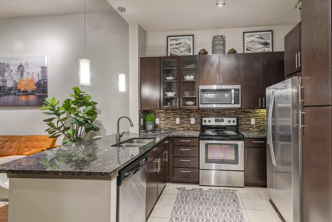 Foto del edificio - 5755 Hermann Park