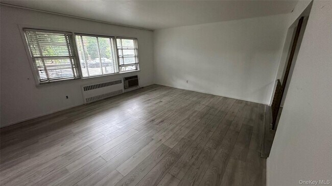 Building Photo - 103-24 121st St