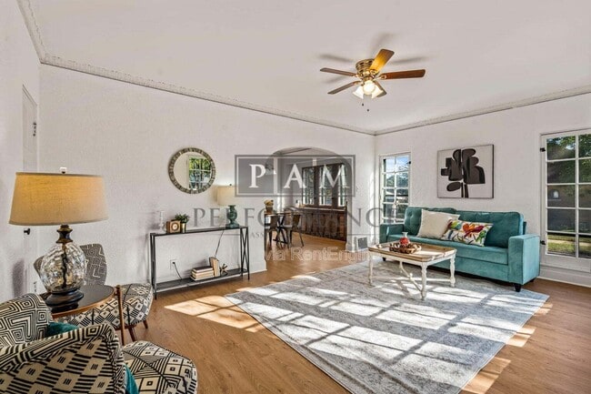 Building Photo - 2400 N 56th St