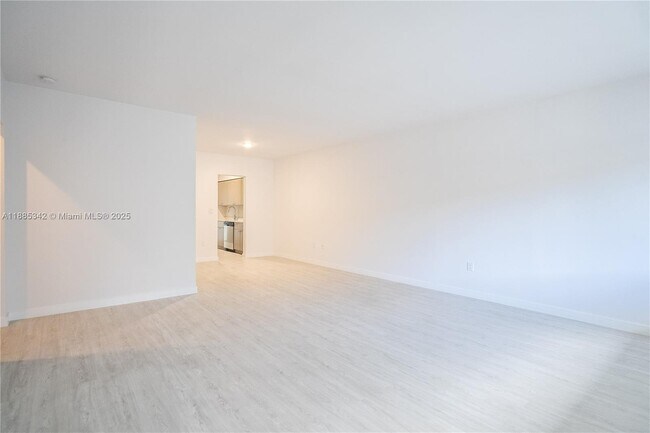 Foto del edificio - 1185 98th St