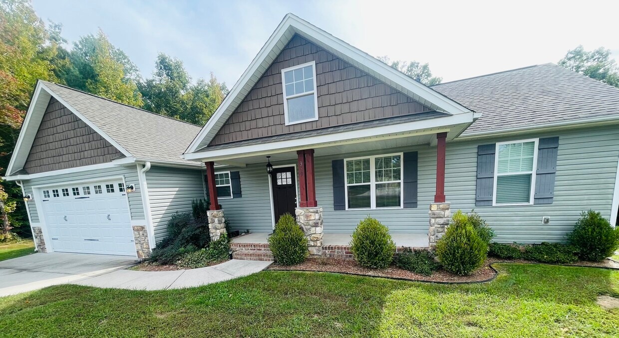 Foto principal - 339 Price St