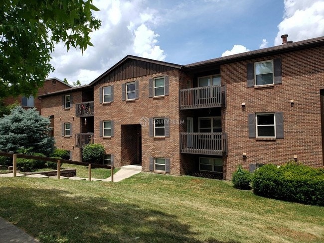 Downtown For 3 House Rent Hamilton Bedroom