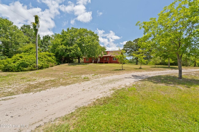 Building Photo - 521 NC-172