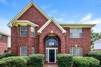 Building Photo - 20407 Wild Berry Dr