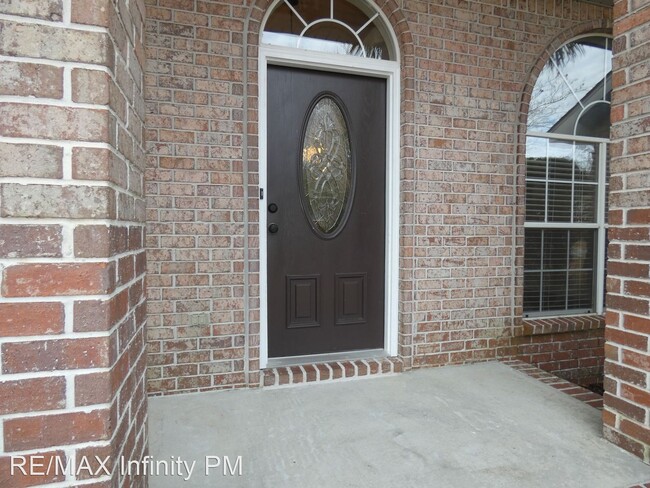 Building Photo - 4 br, 3 bath House - 4213 N Cambridge Way