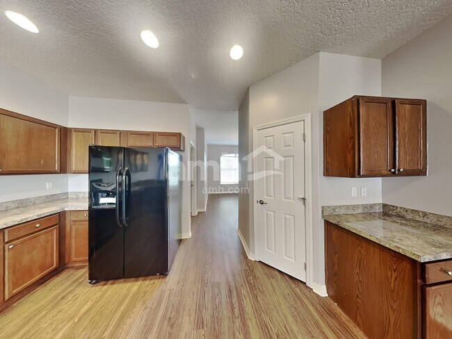 Foto del edificio - 12021 Willow Grove Ln