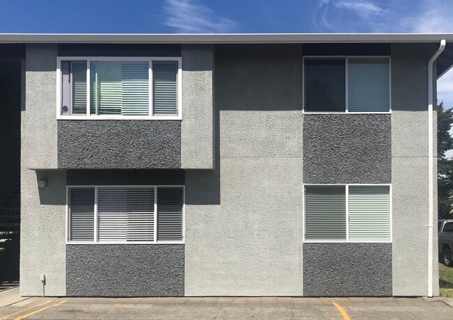Building Photo - 11025 16th Ave SW