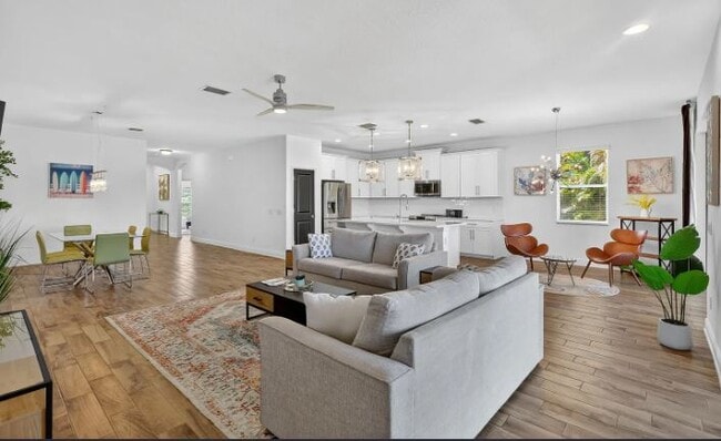 Foto del edificio - 743 129th St NE