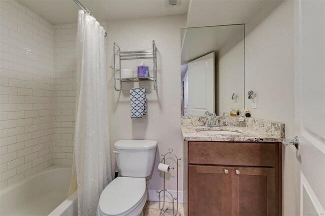 Foto del edificio - 920 E 24th Ave