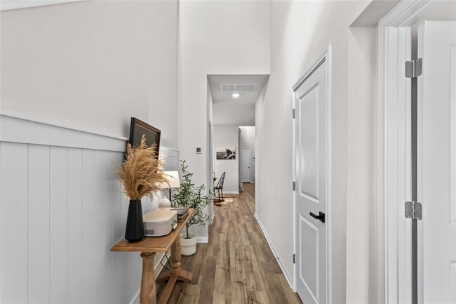 Building Photo - 376 Lost Mine Peak Ln