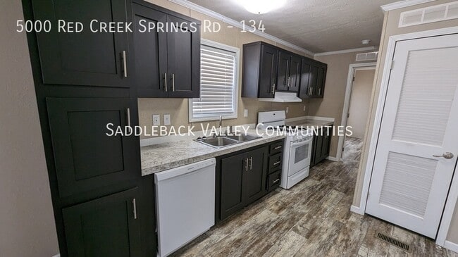 Building Photo - 5000 Red Creek Springs Rd
