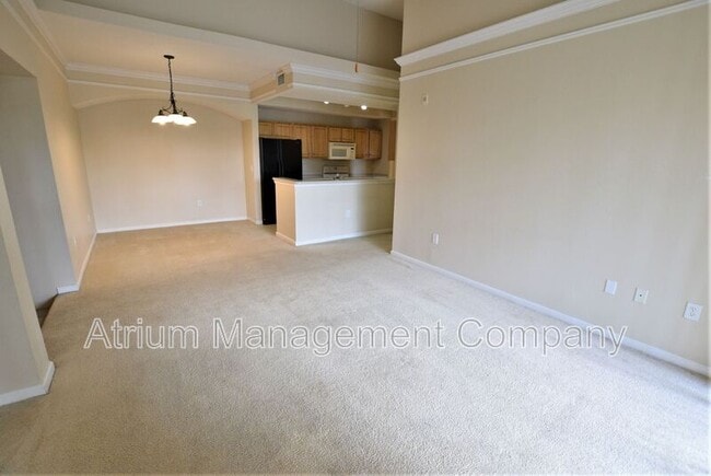 Building Photo - 12220 Wild Iris Way