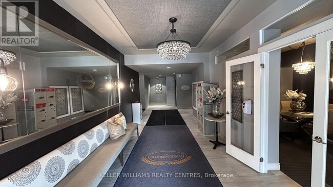 Building Photo - 40 Ferndale Dr S