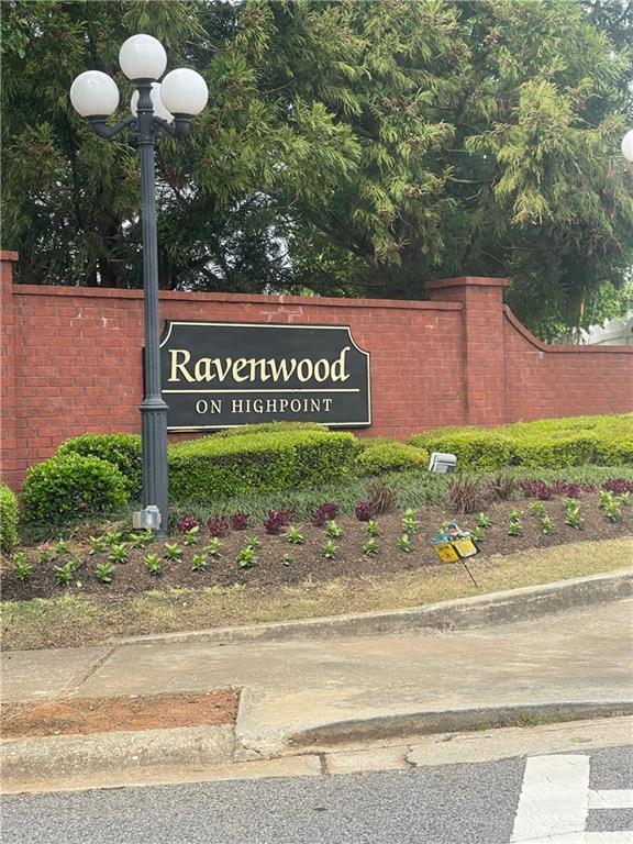 Foto del edificio - 4404 Ravenwood Dr