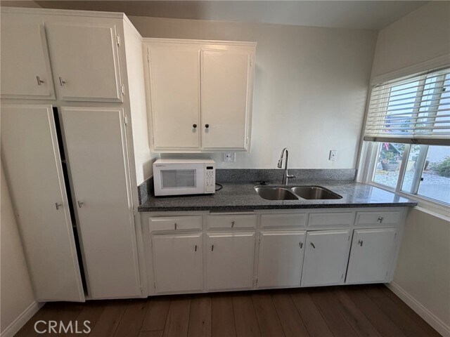 Foto del edificio - 2957 W 235th St