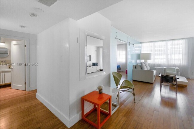 Foto del edificio - 100 Lincoln Rd