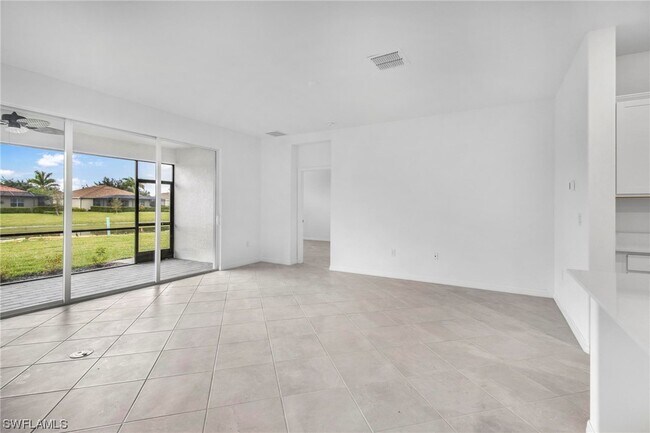 Foto del edificio - 2265 Avocado Ln