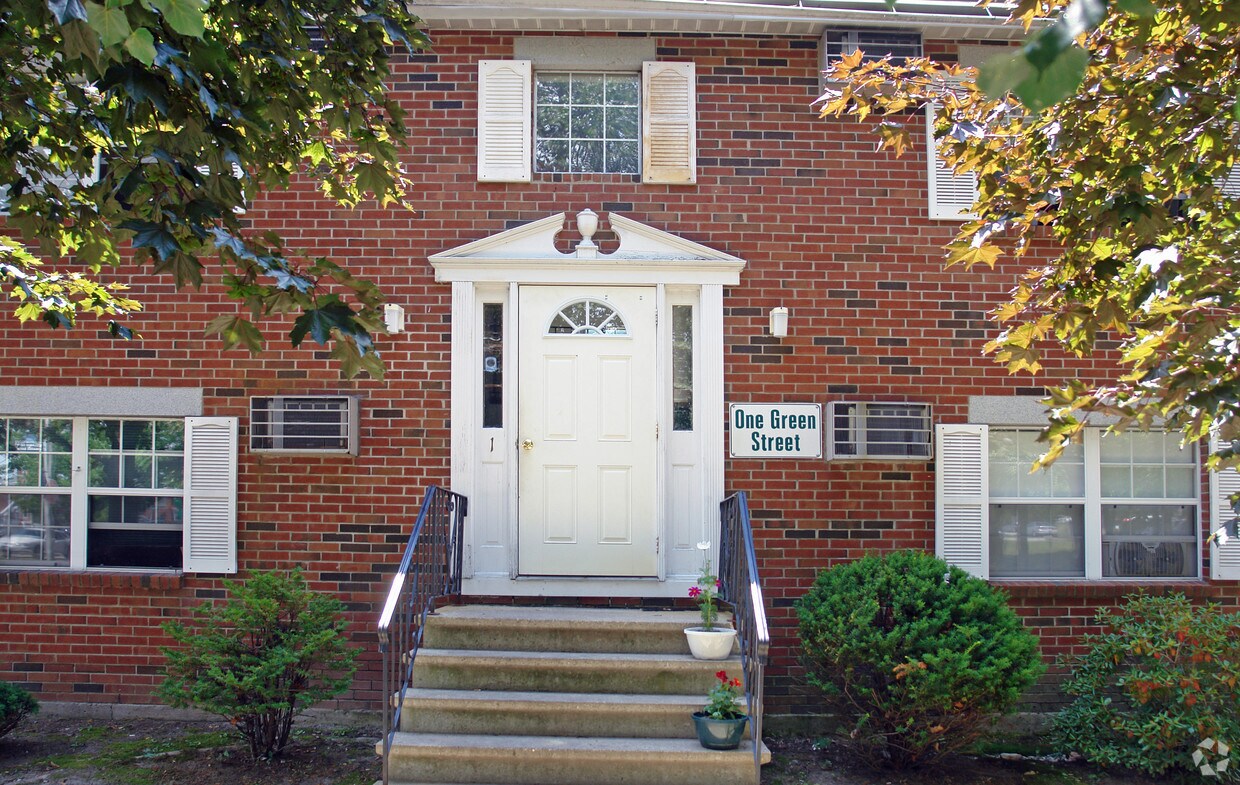 Foto del edificio - 1 Green St
