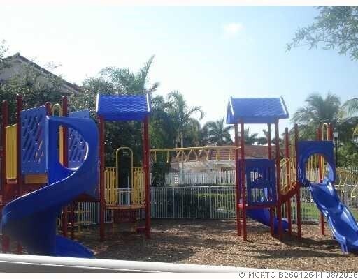 Foto del edificio - 3936 San Simeon Ln