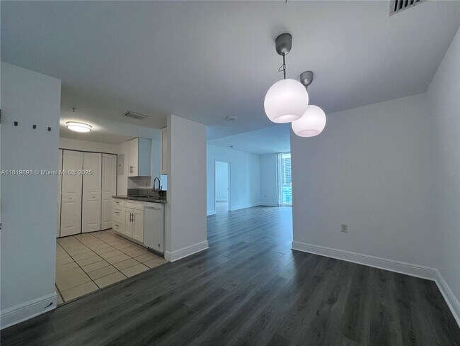 Foto del edificio - 1250 S Miami Ave