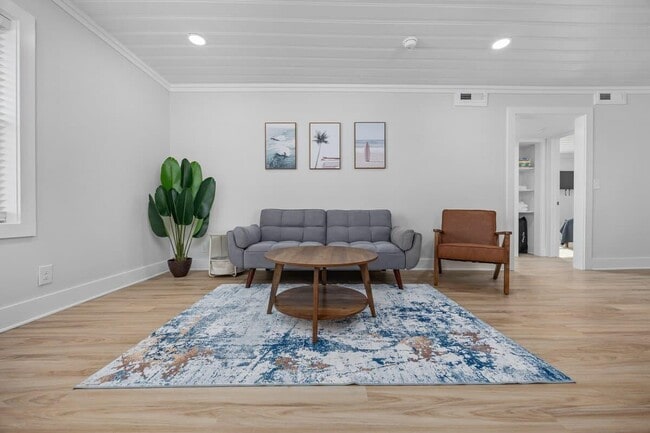 Building Photo - 4501 N Ocean Blvd