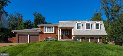 Building Photo - 1208 Forestwood Dr