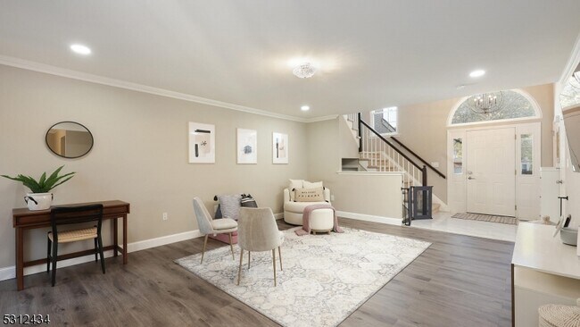 Building Photo - 1205 Pinhorn Dr