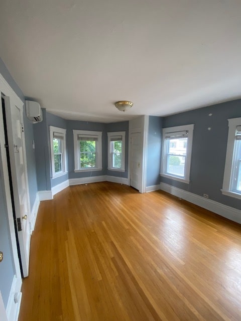 Building Photo - 13 Saint James St