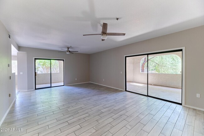 Building Photo - 9555 E Raintree Dr