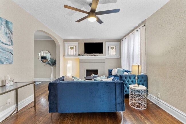 Foto del edificio - 1135 S Kingshighway Blvd