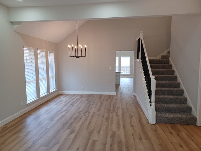 Building Photo - 1118 Emily Ln