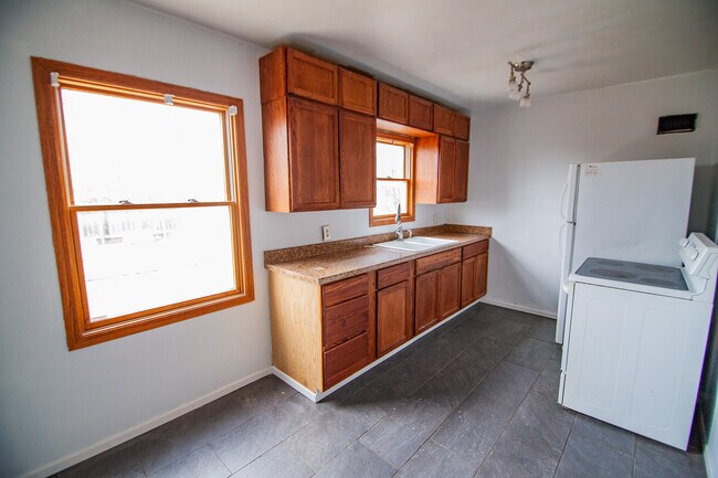 Foto del edificio - 1628 S Grove St