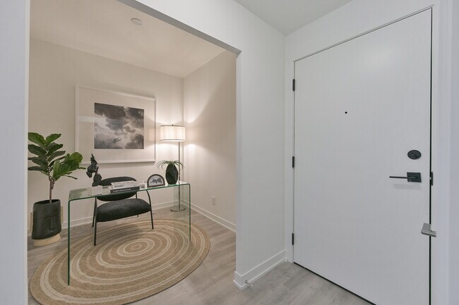 Photo du bâtiment - 8119 Birchmount Rd