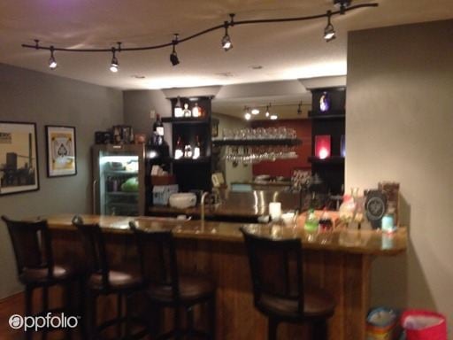 Building Photo - 511 E Cheyenne Ct