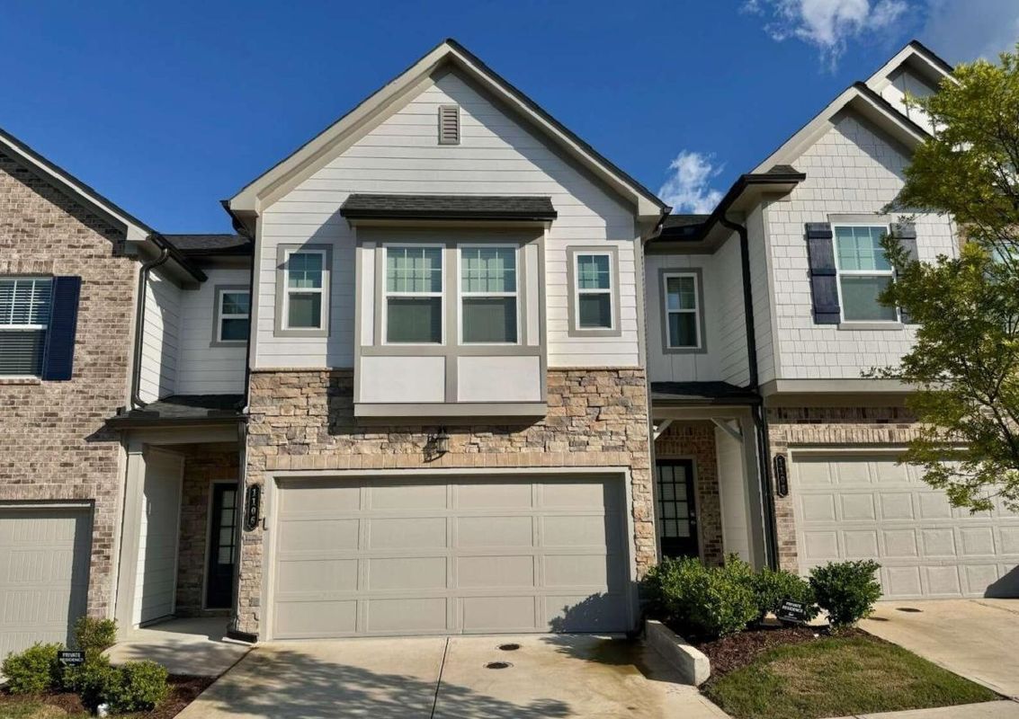 Foto principal - 1106 Lossie Ln